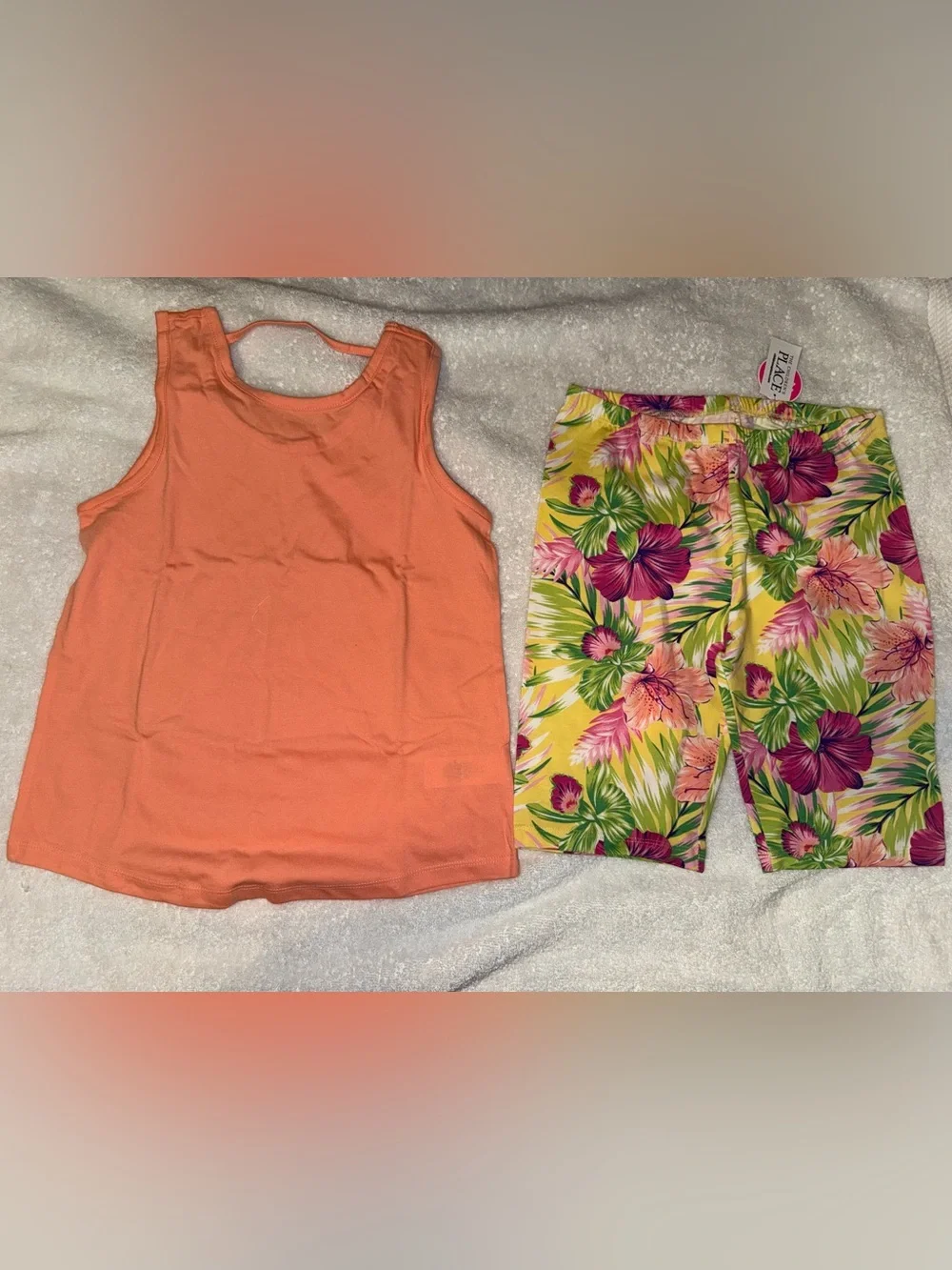 Girls outfit - Picture 7 of 9